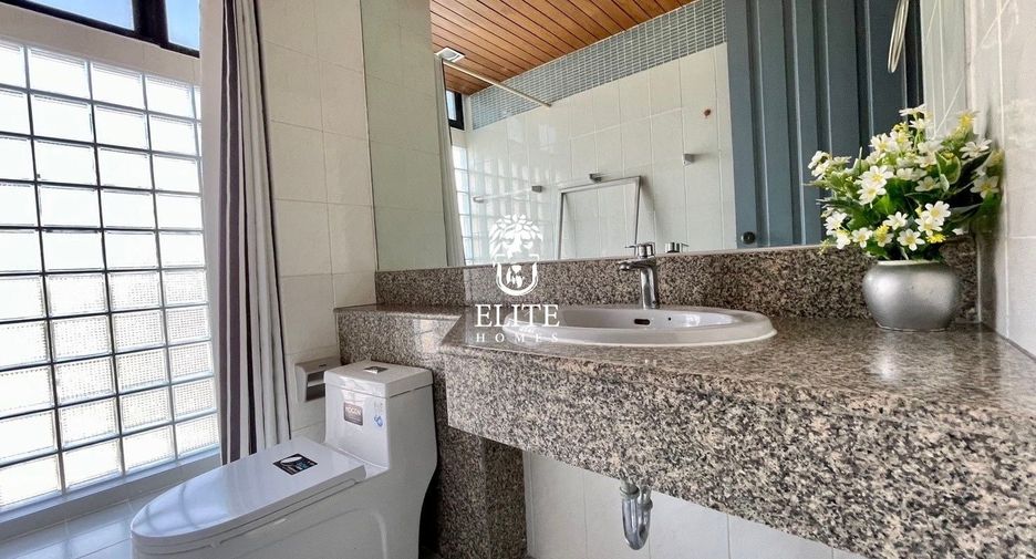 For rent 3 ベッドルーム condo in Pathum Wan, Bangkok