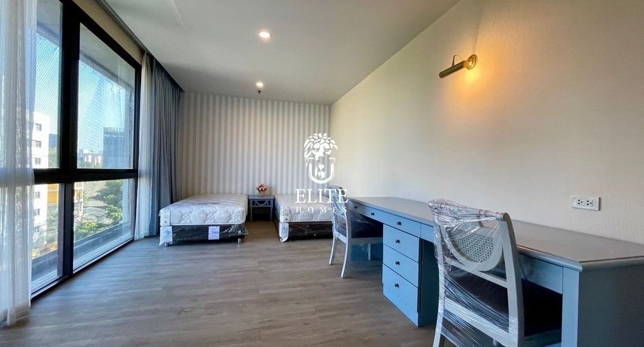 For rent 3 ベッドルーム condo in Pathum Wan, Bangkok