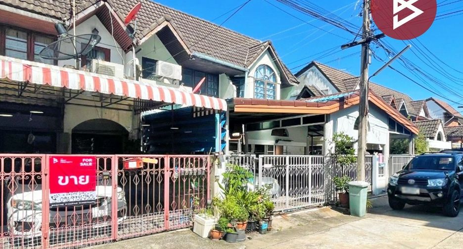 For sale studio townhouse in Bang Sue, Bangkok