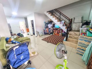 For sale 3 bed townhouse in Ban Bueng, Chonburi