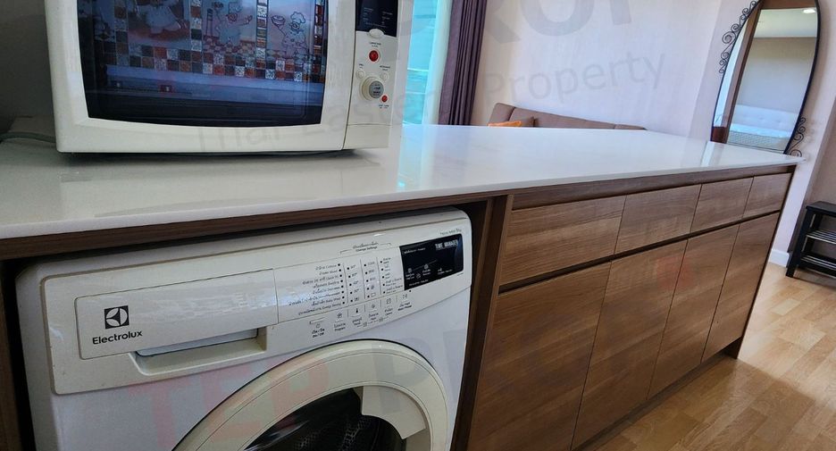 For rent and for sale 1 bed condo in Si Racha, Chonburi
