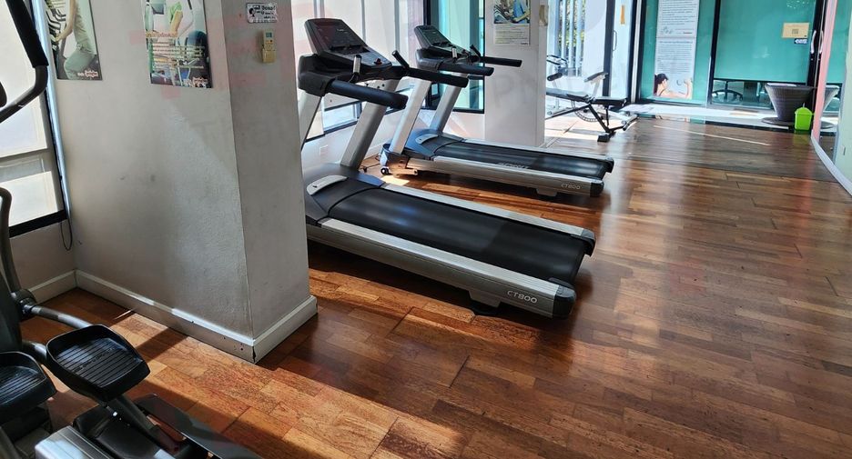 For rent and for sale 1 bed condo in Si Racha, Chonburi