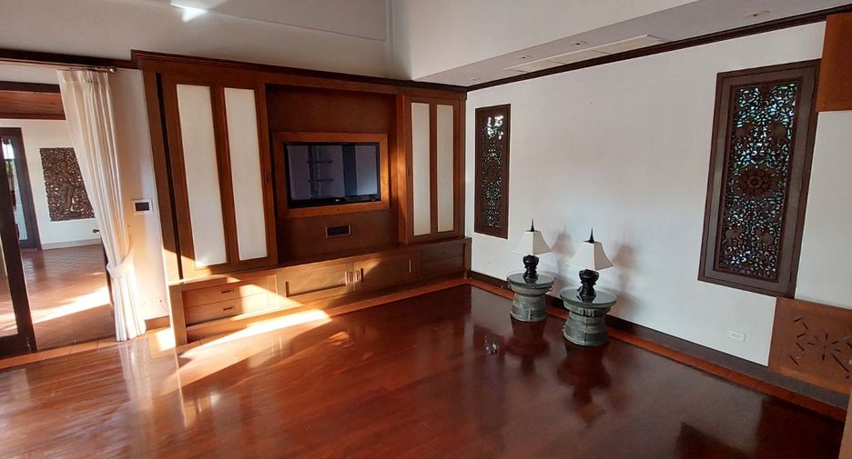 Villa zum Kauf mit 4 Zimmer in Thalang, Phuket