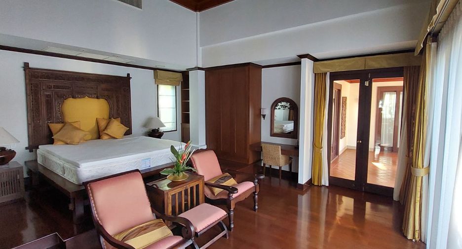 Villa zum Kauf mit 4 Zimmer in Thalang, Phuket