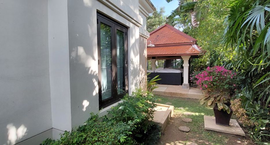 Villa zum Kauf mit 4 Zimmer in Thalang, Phuket