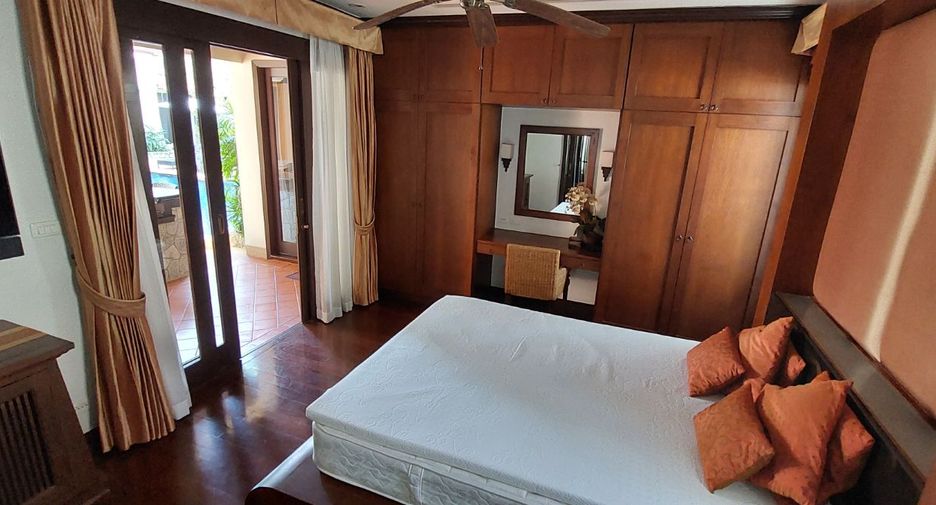 Villa zum Kauf mit 4 Zimmer in Thalang, Phuket