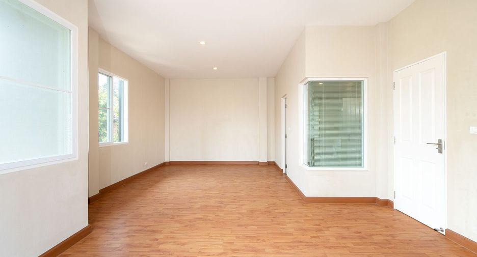 À vendre 4 chambres maison à Pak Kret, Nonthaburi