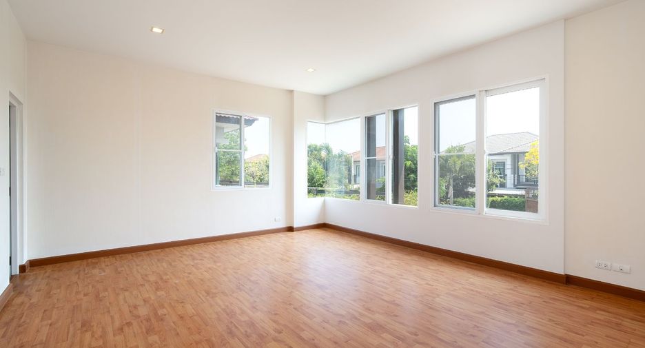 À vendre 4 chambres maison à Pak Kret, Nonthaburi
