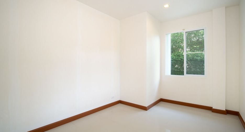 À vendre 4 chambres maison à Pak Kret, Nonthaburi
