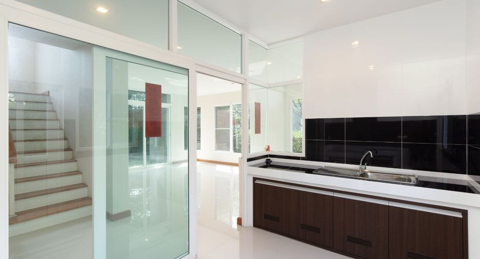 À vendre 4 chambres maison à Pak Kret, Nonthaburi