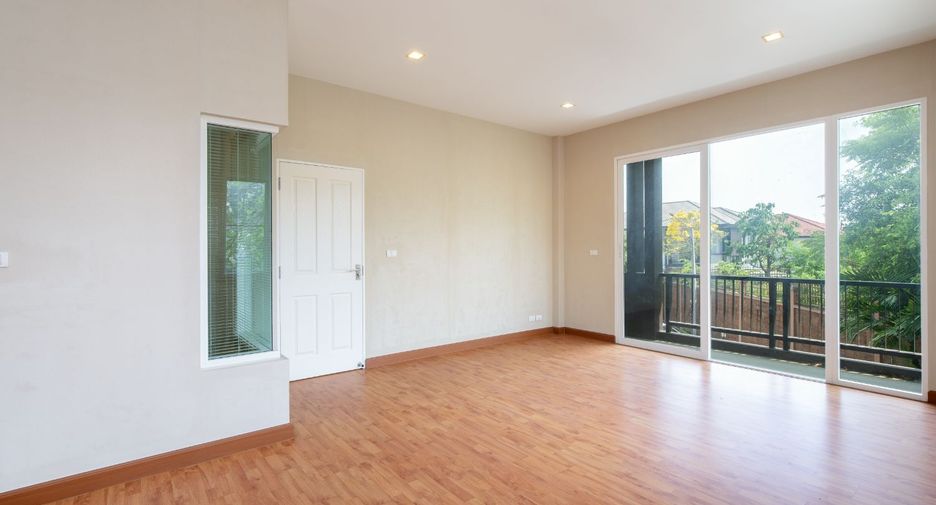 À vendre 4 chambres maison à Pak Kret, Nonthaburi