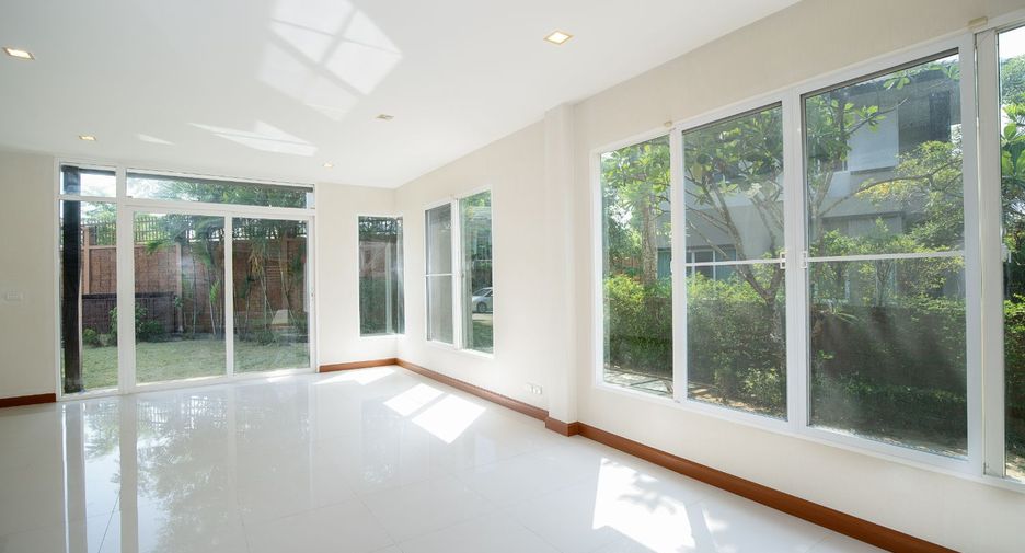 À vendre 4 chambres maison à Pak Kret, Nonthaburi
