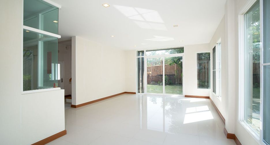 À vendre 4 chambres maison à Pak Kret, Nonthaburi