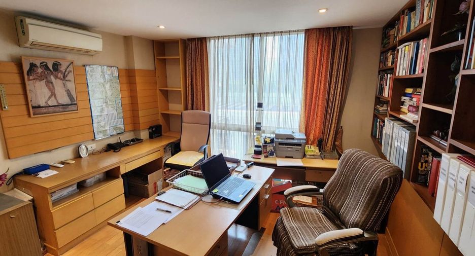 For sale 2 bedrooms condo in Mueang Chiang Mai, Chiang Mai