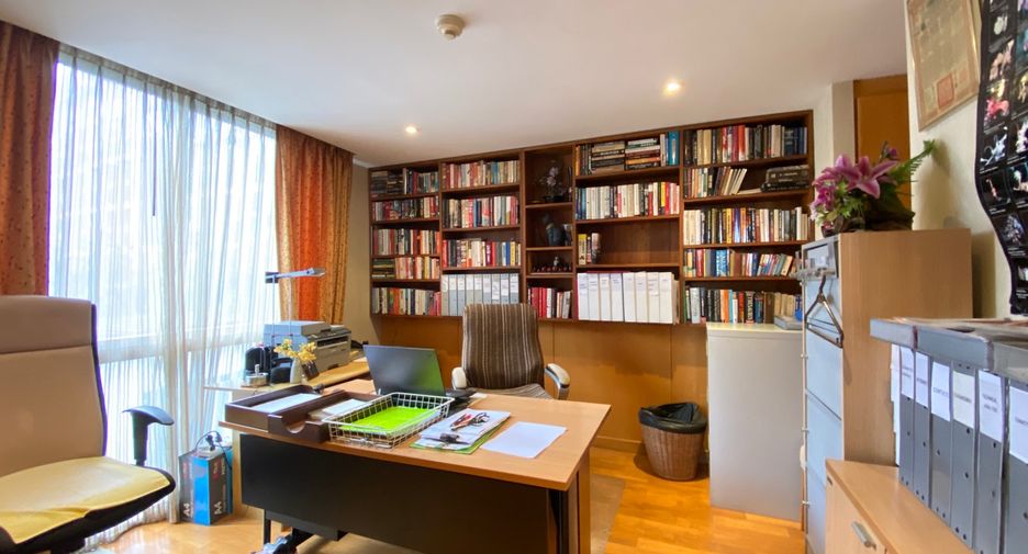 For sale 2 bedrooms condo in Mueang Chiang Mai, Chiang Mai