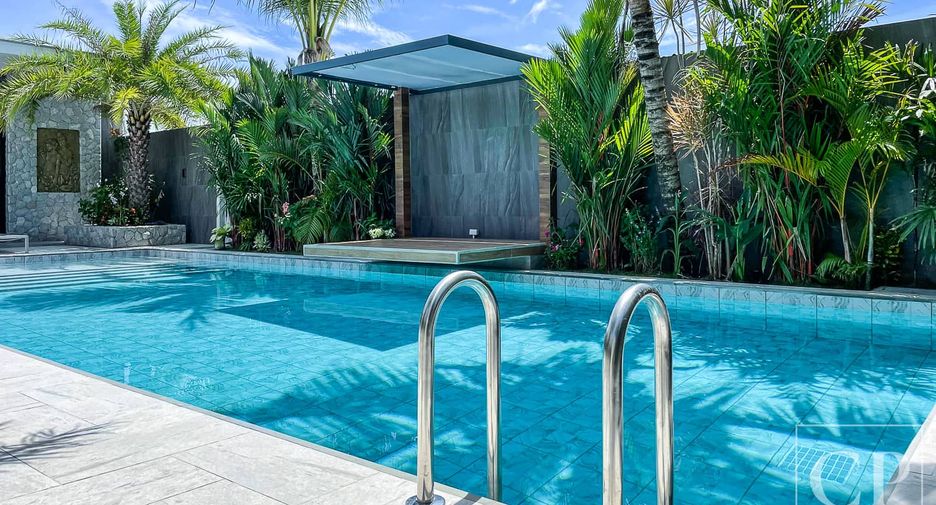 For sale 4 bedrooms villa in Mueang Phuket, Phuket