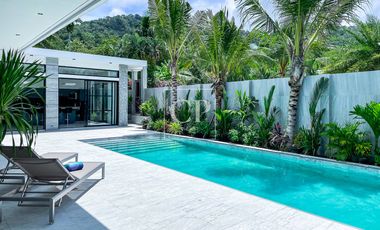 For sale 4 bedrooms villa in Mueang Phuket, Phuket