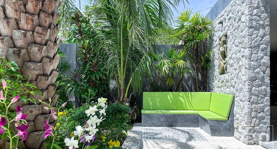 For sale 4 bedrooms villa in Mueang Phuket, Phuket