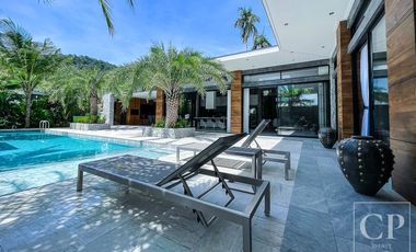 For sale 4 bedrooms villa in Mueang Phuket, Phuket