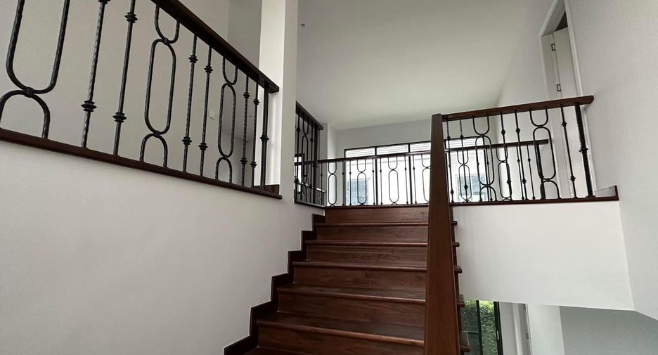 ขาย 4 ห้องนอน บ้านเดี่ยว ใน ลาดกระบัง, กรุงเทพฯ