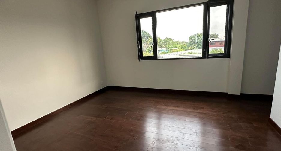ขาย 4 ห้องนอน บ้านเดี่ยว ใน ลาดกระบัง, กรุงเทพฯ