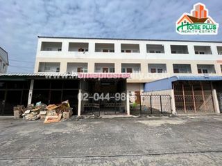 For sale 2 bed retail Space in Ban Bueng, Chonburi