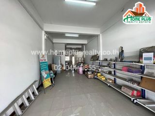 For sale 2 bed retail Space in Ban Bueng, Chonburi