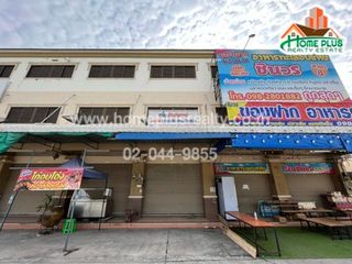 For sale 2 bed retail Space in Ban Bueng, Chonburi