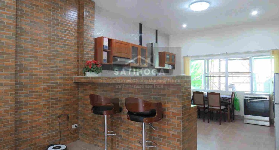 For sale 6 ベッドルーム house in San Sai, Chiang Mai