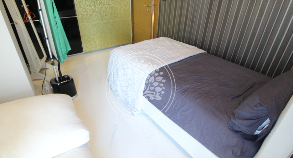 For rent and for sale 4 bedrooms condo in Watthana, Bangkok