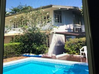 Haus zum Kauf mit 6 Zimmer in Watthana, Bangkok