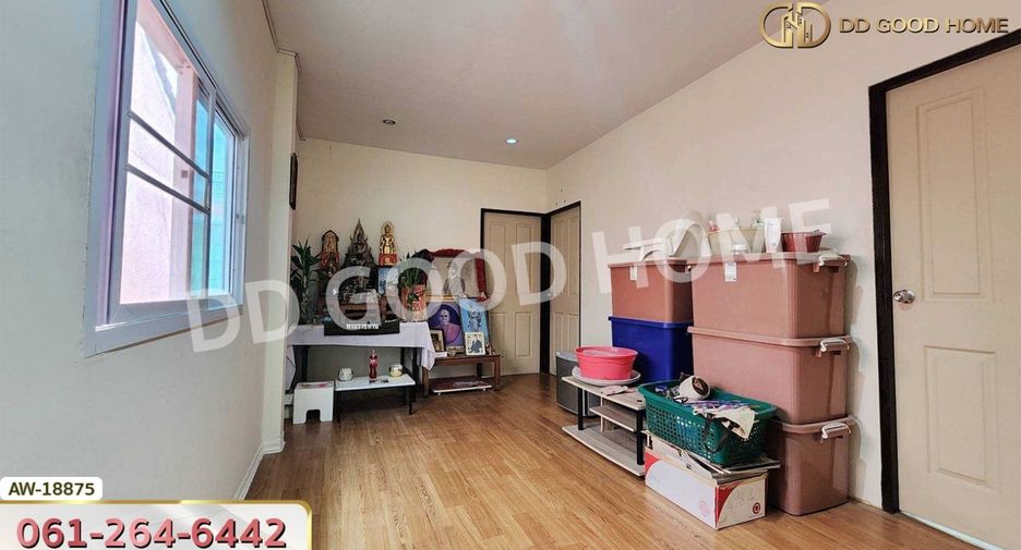 For sale 5 bedrooms house in Khlong San, Bangkok