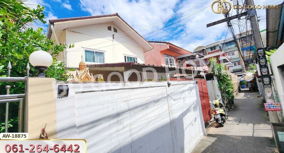 For sale 5 bedrooms house in Khlong San, Bangkok