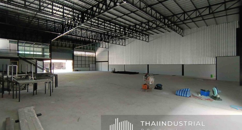 À louer entrepôt à Mueang Chon Buri, Chonburi