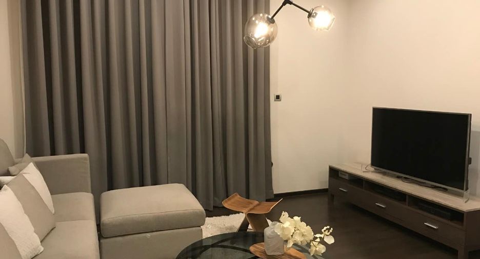 For sale 1 bed condo in Khlong Toei, Bangkok