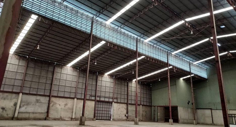 For rent 1 bed warehouse in Mueang Nonthaburi, Nonthaburi