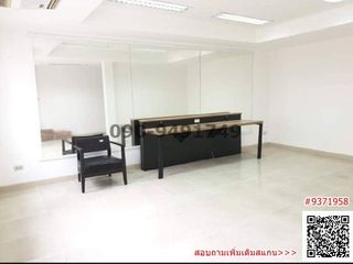 For rent そして for sale 4 Beds townhouse in Chatuchak, Bangkok