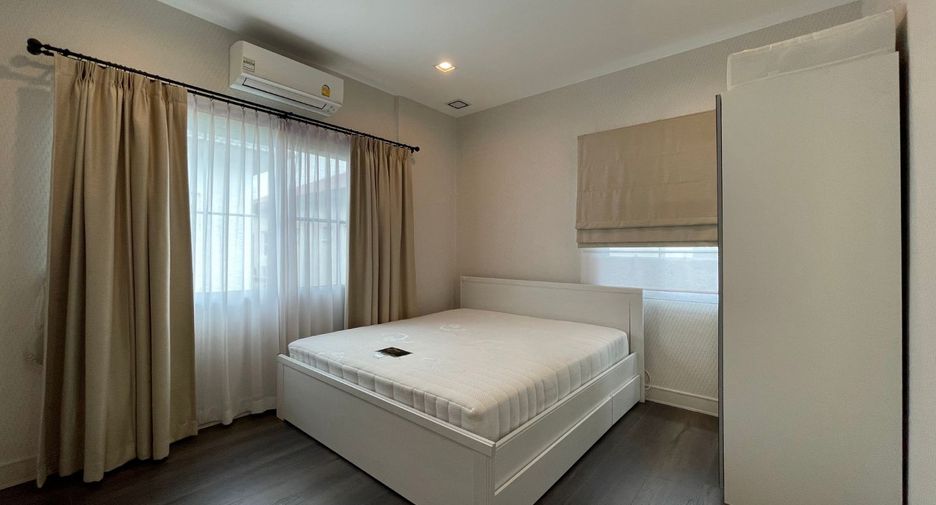 Haus zum Kauf mit 4 Zimmer in Bang Khen, Bangkok