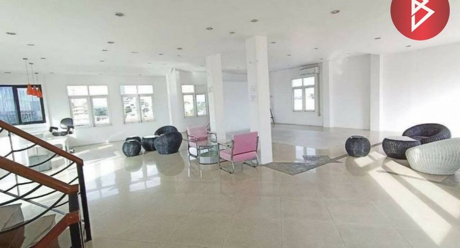 For sale 4 bed office in Mueang Nonthaburi, Nonthaburi