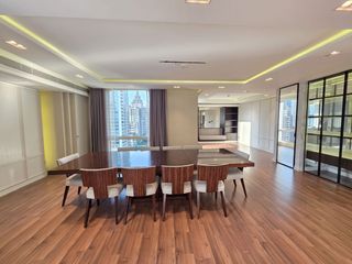 Продажа 3 спальни кондо в Патхум Щан, Бангкок