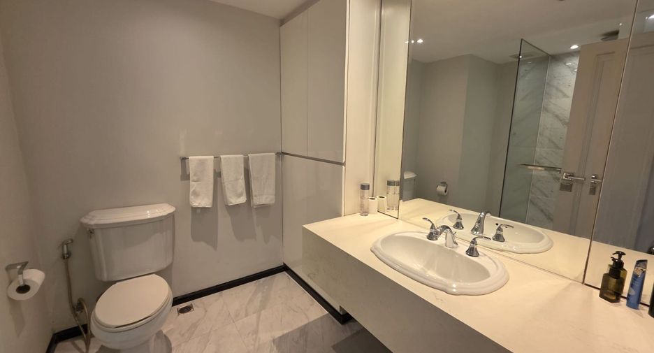 For sale 3 bedrooms condo in Pathum Wan, Bangkok