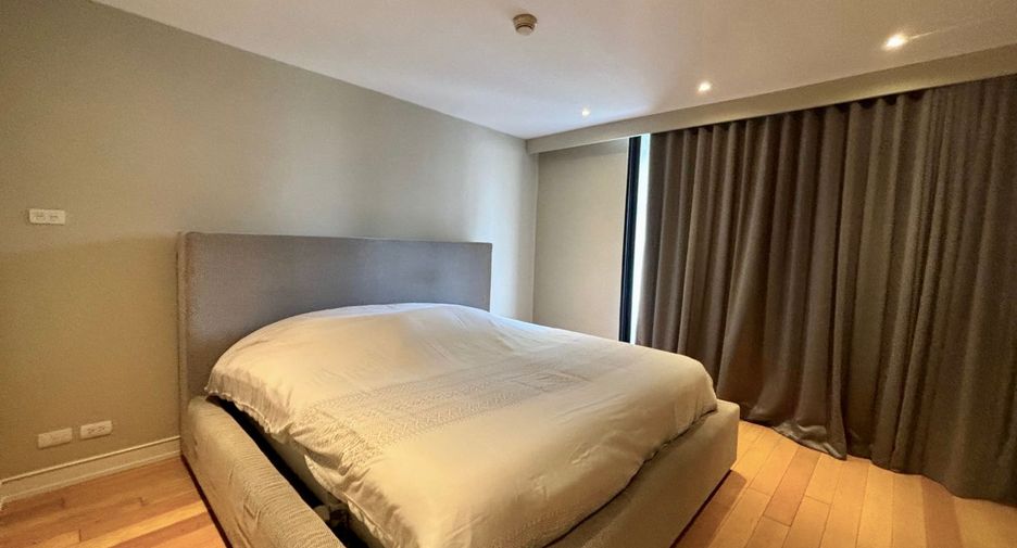 For sale 3 bedrooms condo in Pathum Wan, Bangkok