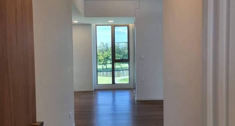 For rent 3 bedrooms house in Saphan Sung, Bangkok