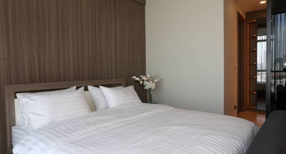 For sale 2 bedrooms condo in Watthana, Bangkok