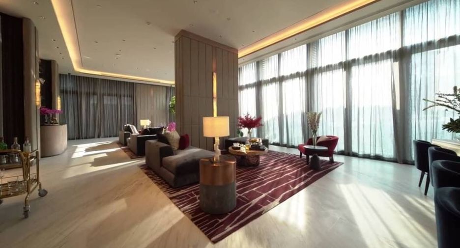 For sale 2 bedrooms condo in Watthana, Bangkok