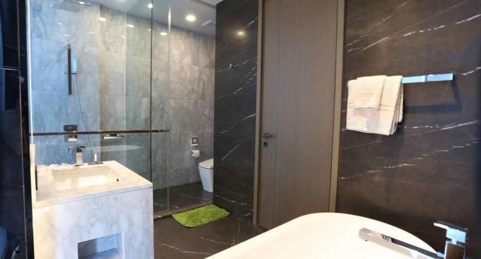 For sale 2 bedrooms condo in Watthana, Bangkok