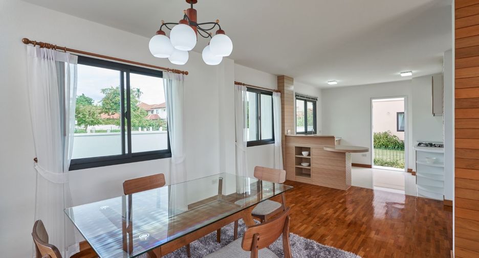 À vendre 3 chambres maison à San Kamphaeng, Chiang Mai