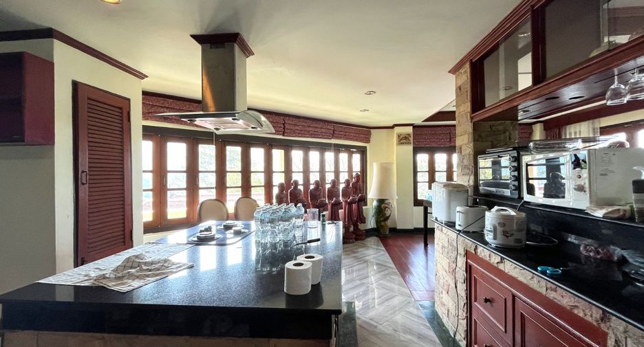 For sale 24 bedrooms retail Space in Kathu, Phuket