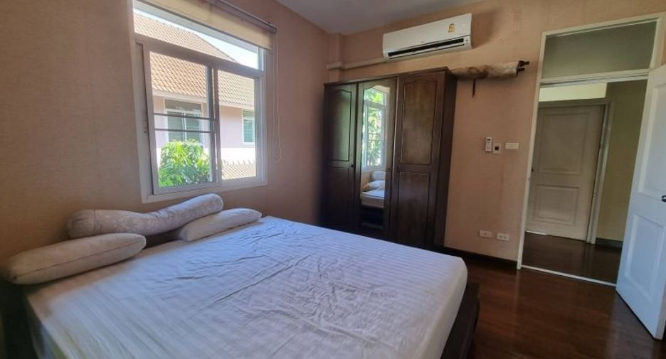 For rent and for sale 3 bedrooms house in Si Racha, Chonburi