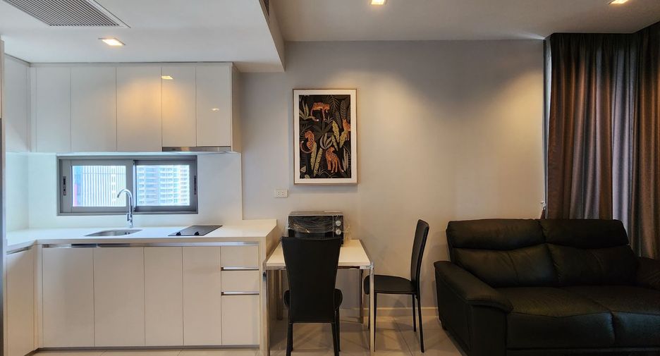 For rent and for sale 1 bed condo in Sathon, Bangkok